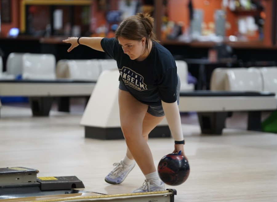 Alexis Miller concentrates on delivering the ball at Yankee Lanes in Manchester